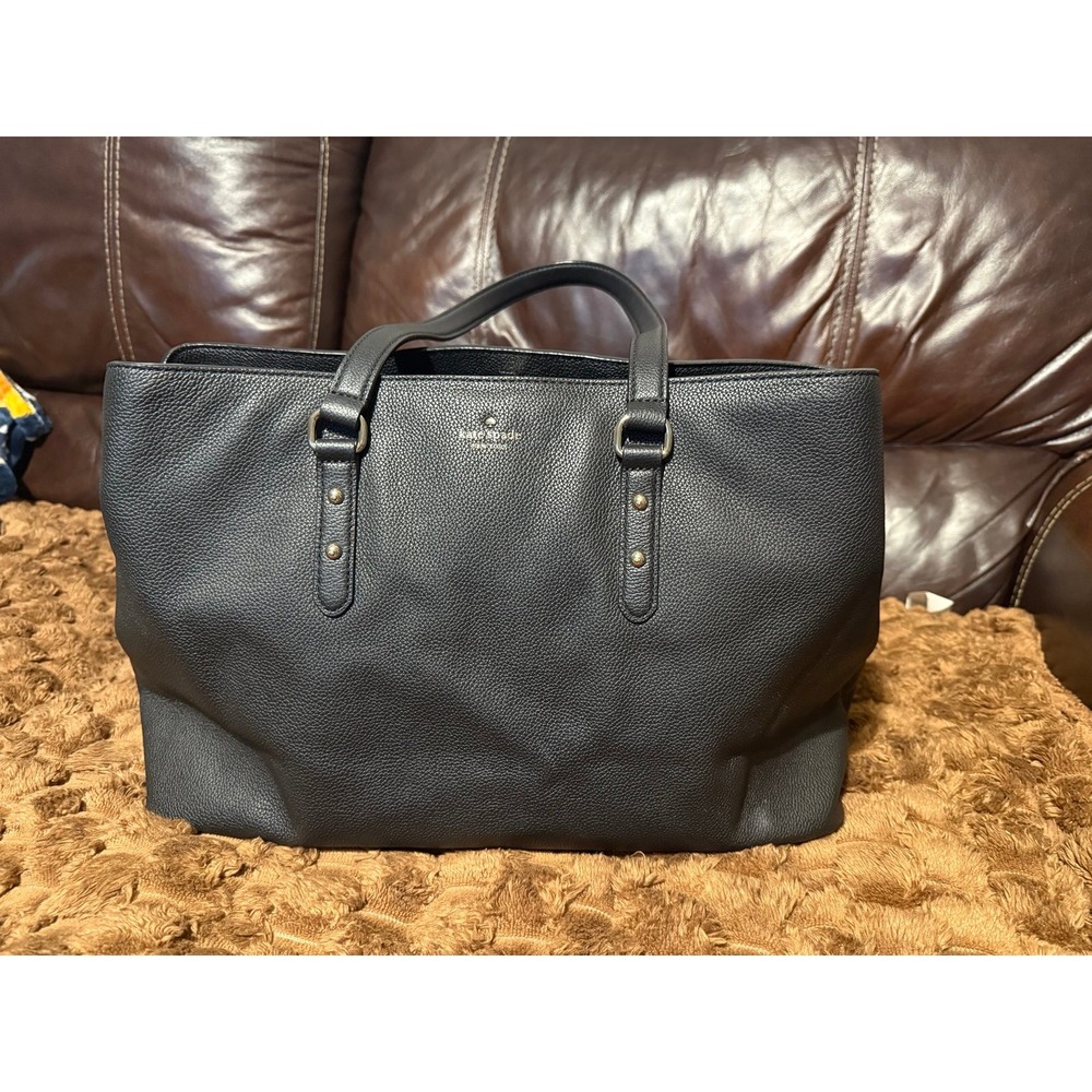 Kate Spade New York Larchmont Avenue Large Evangalie Shoulder Bag
